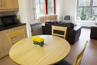 Общежития Castlewhite Apartments - UCC Summer Beds Корк-1